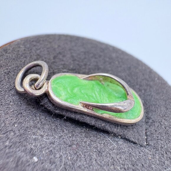 VTG Sterling Silver 925 Green Enamel Flip Flop Sandal Charm Size 0.75" Length - Picture 3 of 9